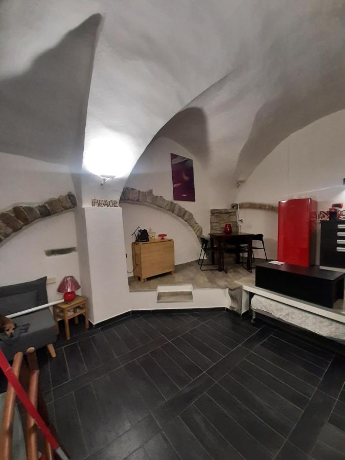 Roserosse Casa Vacanze Санремо Экстерьер фото